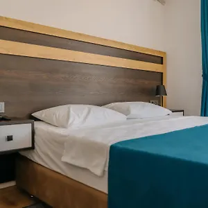  Hostel Luva Butik